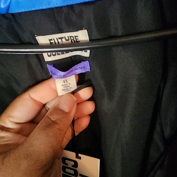 Blue Future Collective Bubble Coat 💙💙💙 - Picture 6 of 7